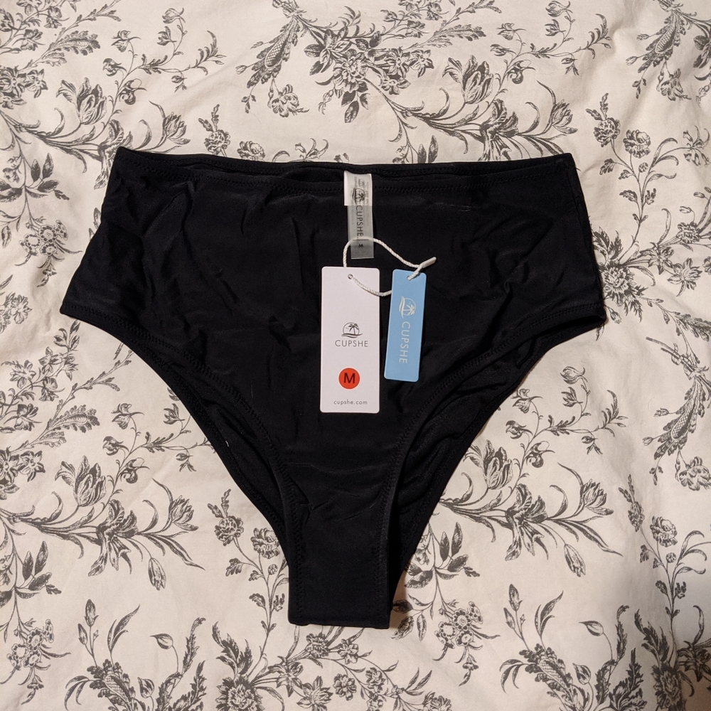 Cupshe Solid Black High Waist Bikini Bottom - M